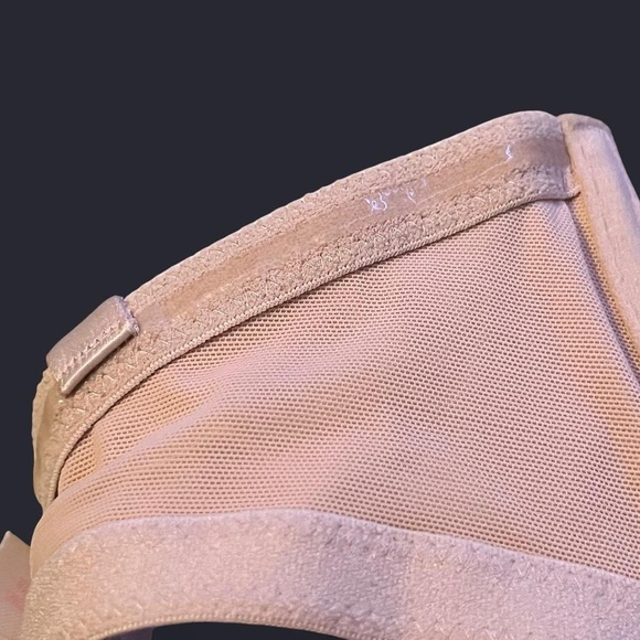 Victoria’s Secret PINK ⭐️ Nude Wear Everywhere Strapless Push-Up Bra - Picture 6 of 6